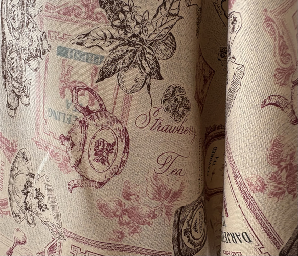 新柄入荷！とってもお洒落！『 YUWA 有輪”  シャーティング 　E:Beige×Red 』～50㎝単位でカット～ 2枚目の画像