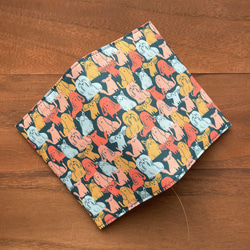 【文庫】室内ワンちゃんのブックカバー(カラフル） 1枚目の画像