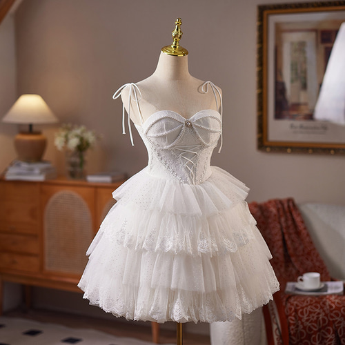 白 ふわふわ ショート丈 可愛い 綺麗 プリンセス パーティードレス