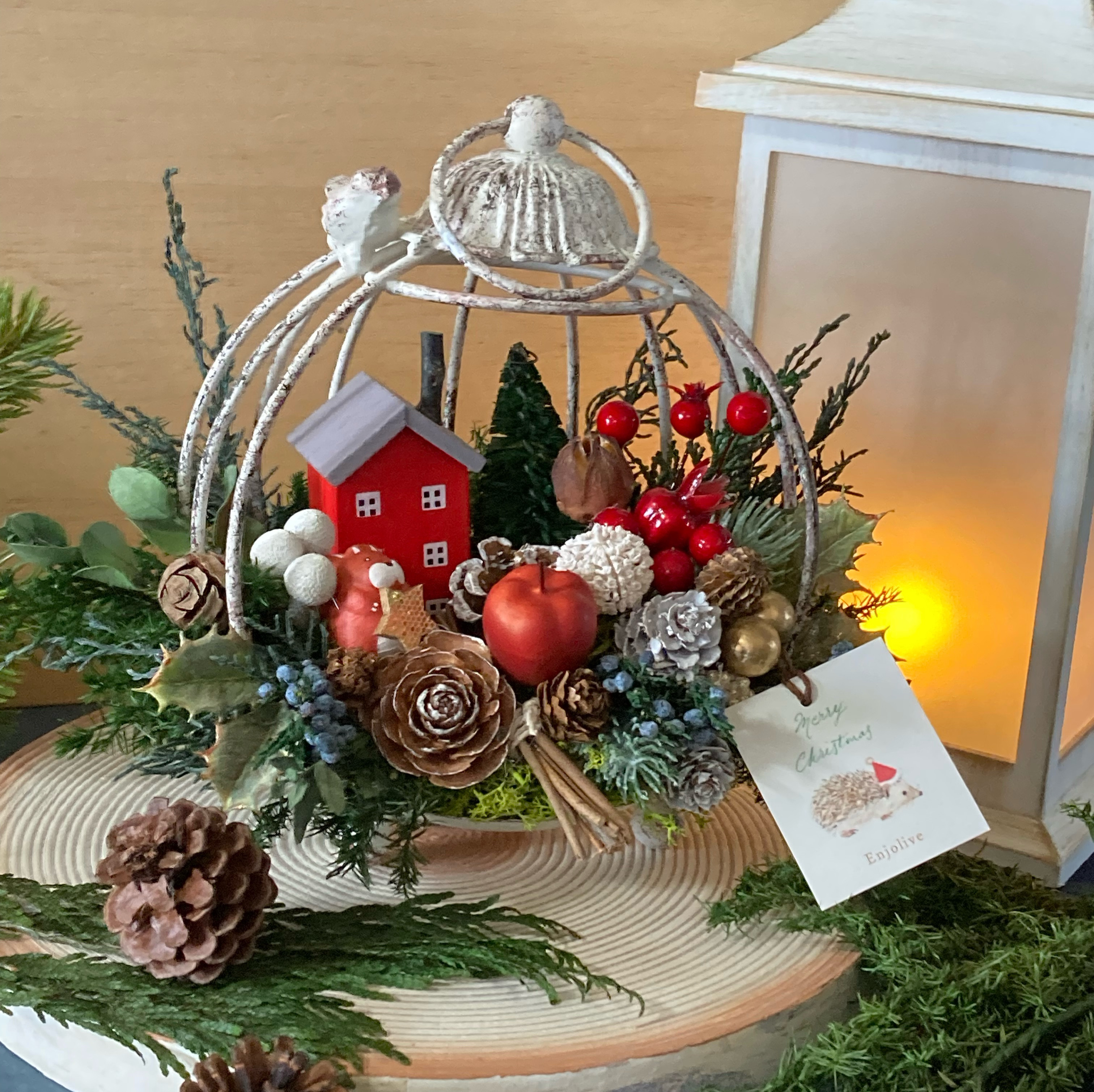 ＂カゴの中のChristmas！星を見つけた森のリスさん" プリザーブドの大人可愛いクリスマス飾り