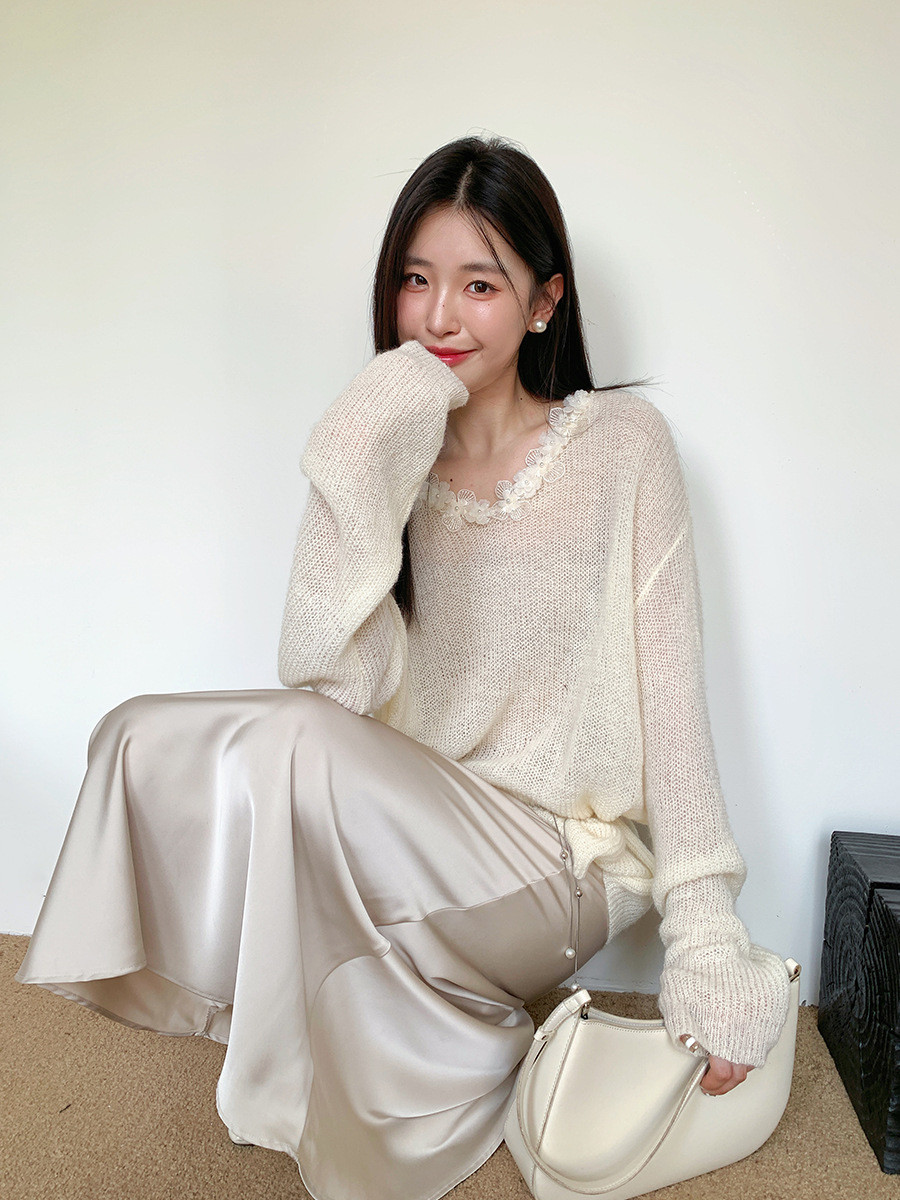 レディース立体フラワーパッチワーク スリットデザイン丸襟ニット  25新作&11-01