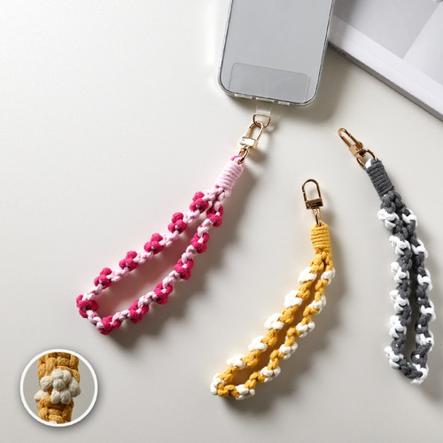 単品 【 肉球編み ハンドストラップ 】 マクラメ編み 名入れ 文字入れ