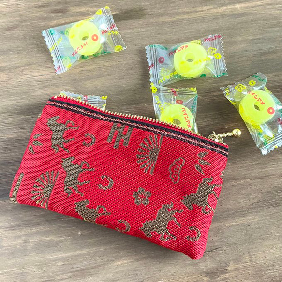 畳縁　硬幣錢包　名片夾　馬　松竹梅　日式　紅色和金色 第7張的照片