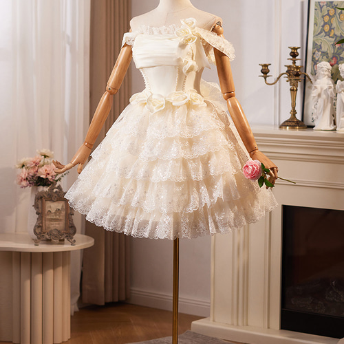 シャンパン色 ショート丈 可愛い 綺麗 プリンセス パーティードレス