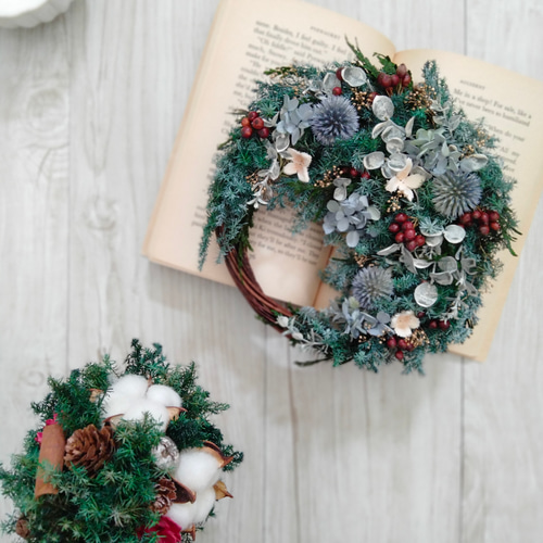 森のクリスマスリース シルバーグリーン 三日月リース プリザーブド