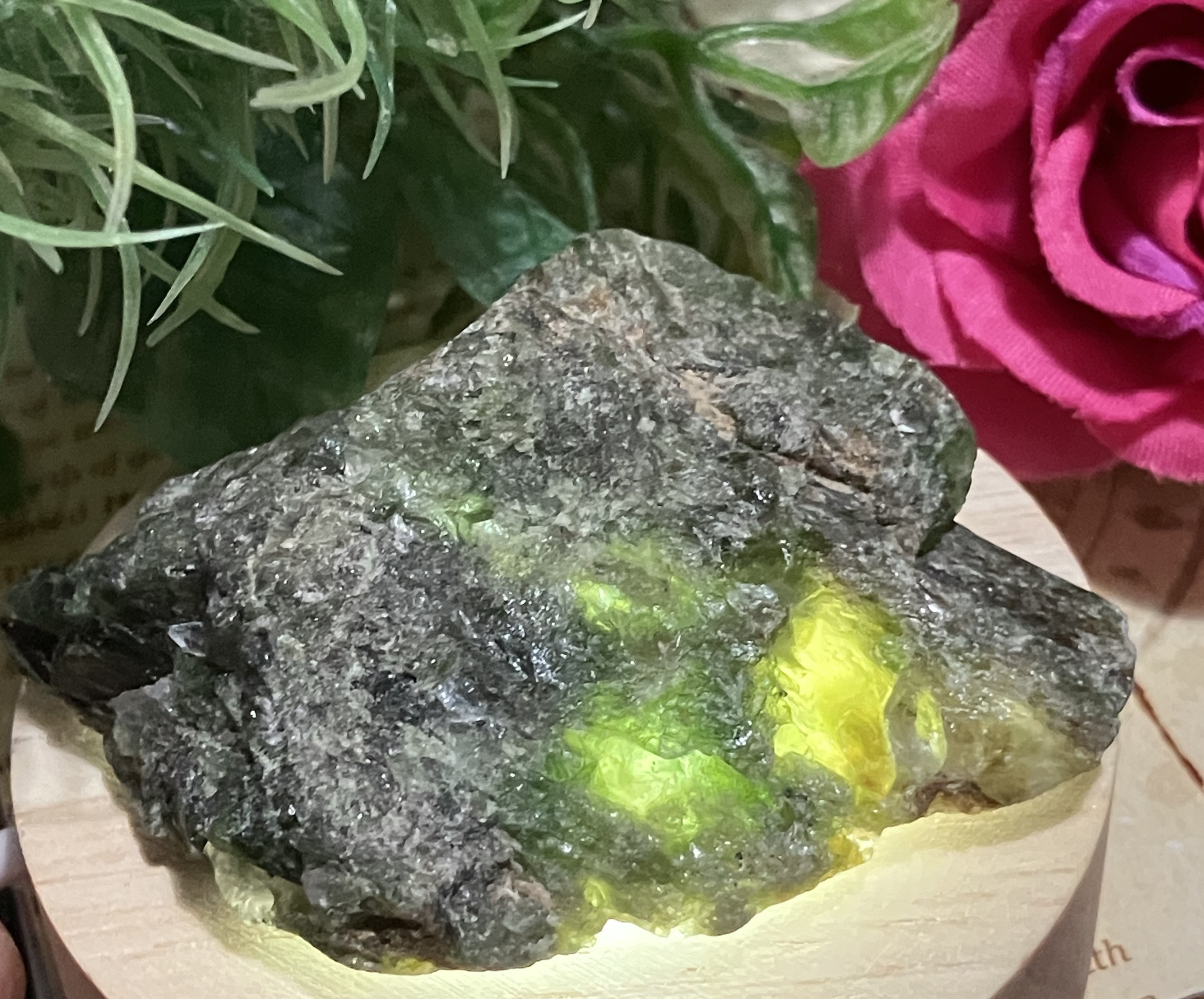 幸せの道しるべ✨　ダイオプサイト　ラフストーン　原石