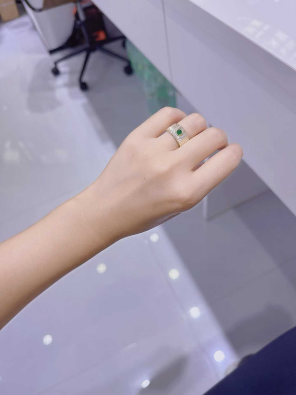 天然エメラルド付きリングk18　1502 6枚目の画像