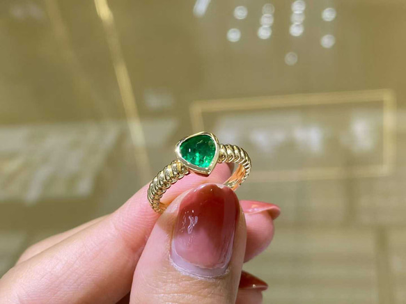 天然エメラルドリングk18　1702 4枚目の画像
