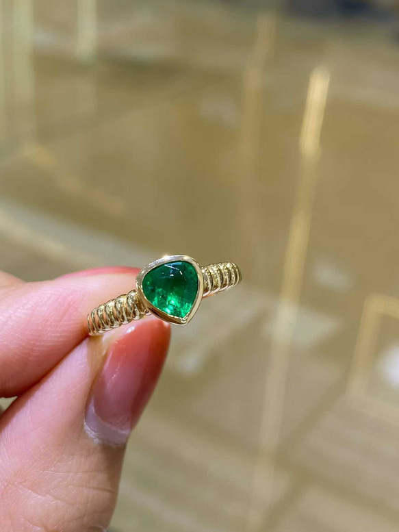 天然エメラルドリングk18　1702 1枚目の画像