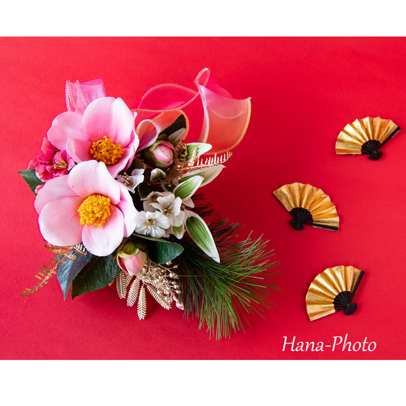 新作＞大輪のピンクの椿と紅梅、白梅の華やぎお正月スワッグ　　 (521) 11枚目の画像