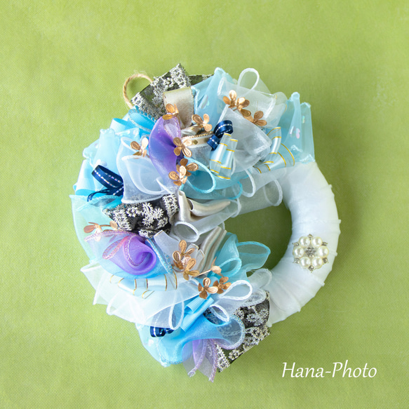 新作＞ブルーとホワイトのブルークリスマスのリボン・リース  　　 リース台：約15㎝ (523) 19枚目の画像