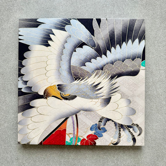 着物のファブリックパネル　鷹と御者車(2枚セット）30×30cm インテリア　着物　ギフト　七五三　正月　秋 4枚目の画像