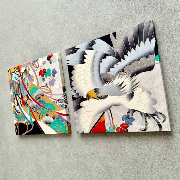 着物のファブリックパネル　鷹と御者車(2枚セット）30×30cm インテリア　着物　ギフト　七五三　正月　秋 1枚目の画像