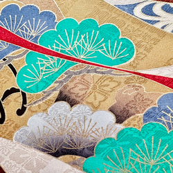 着物のファブリックパネル　鷹と御者車(2枚セット）30×30cm インテリア　着物　ギフト　七五三　正月　秋 10枚目の画像