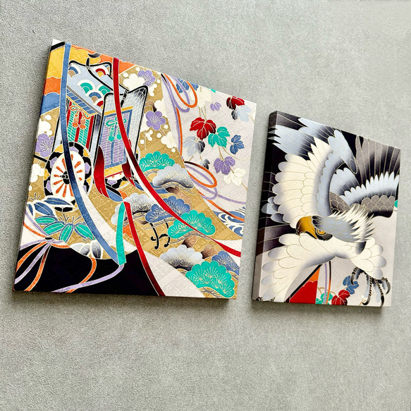 着物のファブリックパネル　鷹と御者車(2枚セット）30×30cm インテリア　着物　ギフト　七五三　正月　秋 3枚目の画像