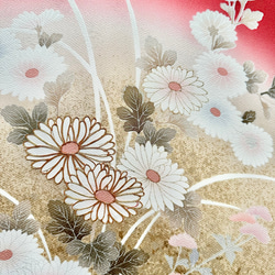 着物のファブリックパネル　秋の野に金色の菊花　30×30cm インテリア　着物　ギフト　七五三　正月　秋　花 5枚目の画像