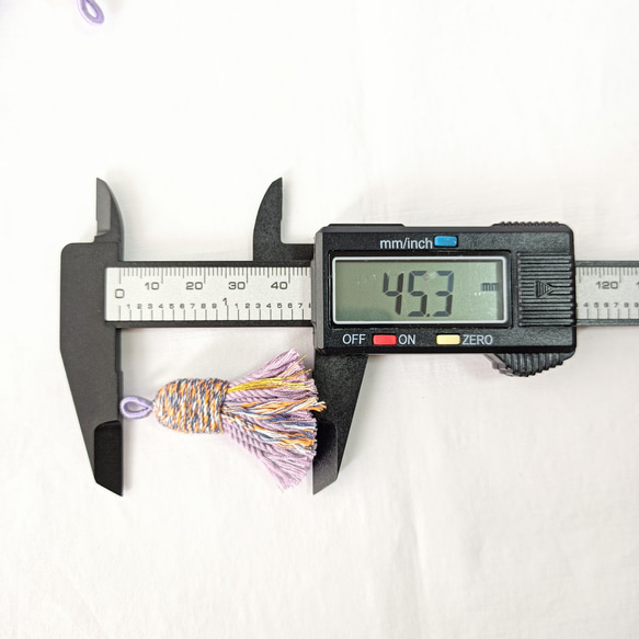 【2個】マルチカラー　タッセルチャーム フリンジ　タッセル　カン付き　アクセサリパーツ 手芸用品　ハンドメイド　DIY 9枚目の画像