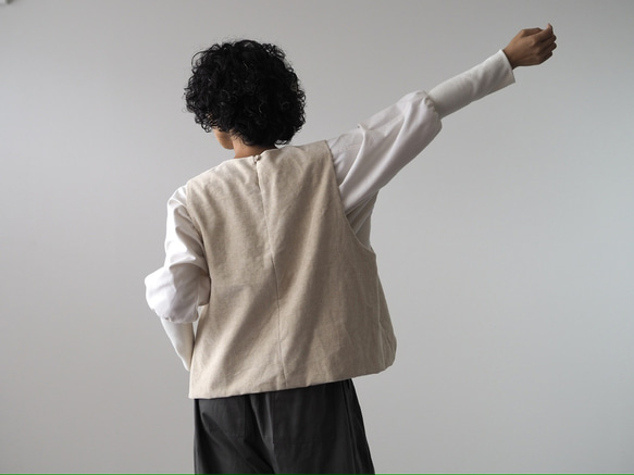 亞麻混紡燈芯絨寬鬆背心 第14張的照片