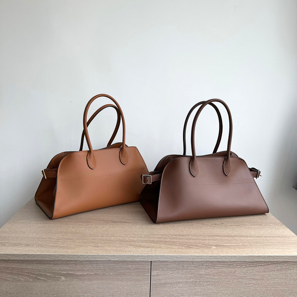 レザーバッグ 牛革 トットバッグ 上質カウハイド ビジネスカジュアル