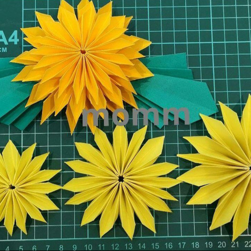 秋壁面飾り ～立体菊と紅葉～ 菊壁面飾り もみじ壁面飾り 10月壁面飾り