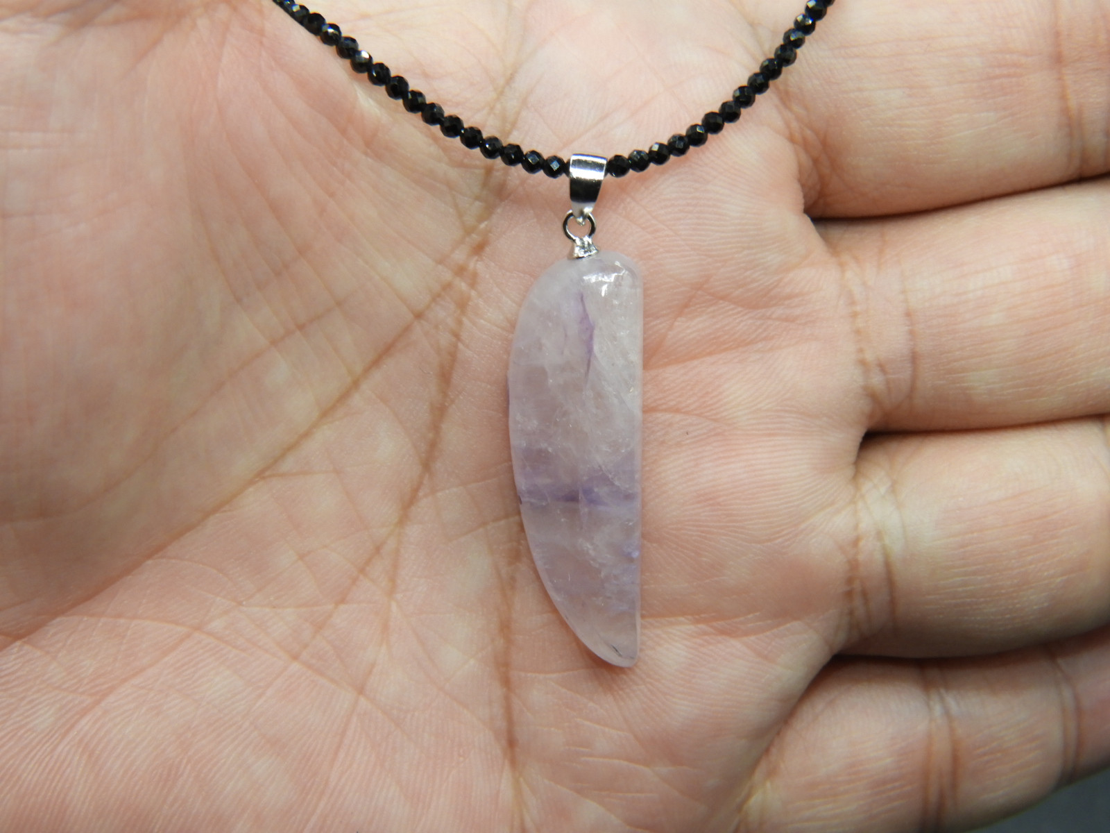 強力な癒しをくれる！？チャロアイトの親戚！エンジェルシリカのペンダントトップ！メイドインジャパン　天然石　２