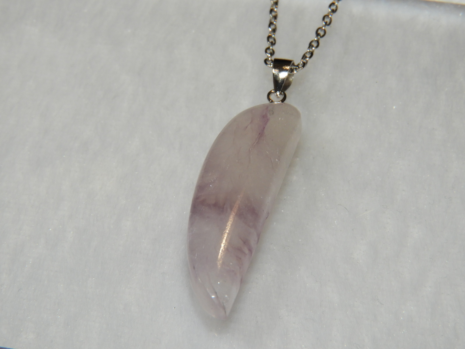 強力な癒しをくれる！？チャロアイトの親戚！エンジェルシリカのペンダントトップ！メイドインジャパン　天然石　２