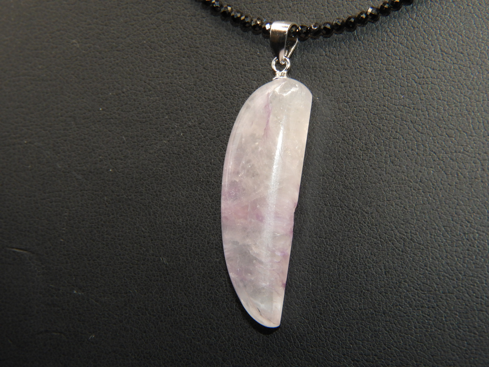 強力な癒しをくれる！？チャロアイトの親戚！エンジェルシリカのペンダントトップ！メイドインジャパン　天然石　２