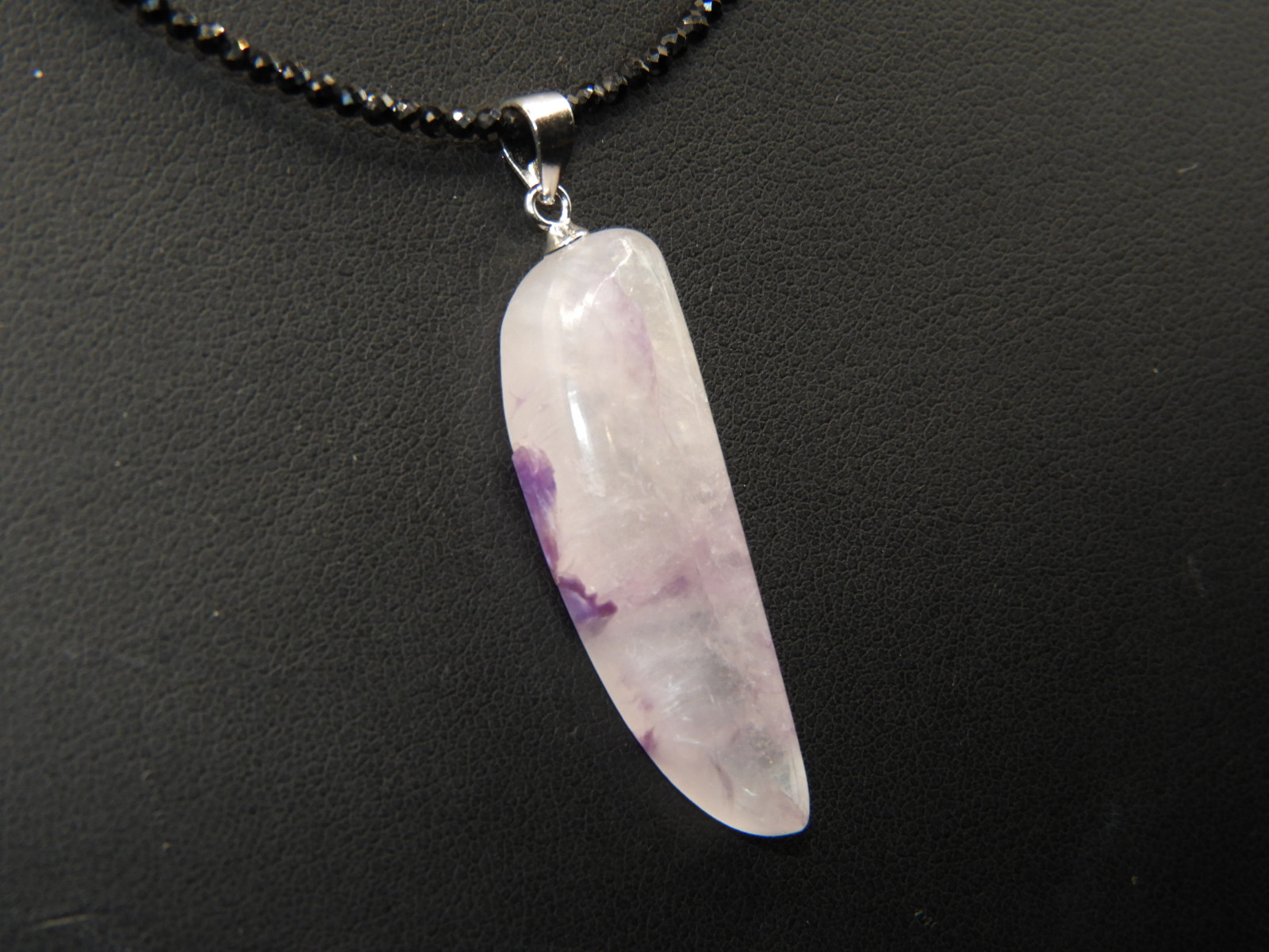 強力な癒しをくれる！？チャロアイトの親戚！エンジェルシリカのペンダントトップ！メイドインジャパン　天然石　２