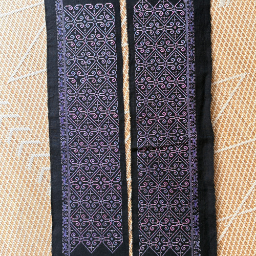 苗族刺繍／平繍／手仕事／手刺繍／民族衣装／民藝布／アジアン