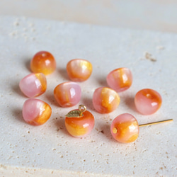 新作★りんご型　樹脂グラデーションビーズ  フルーツ　ゴールドグリッター×アプリコット、ピンクグラデーション 9枚目の画像