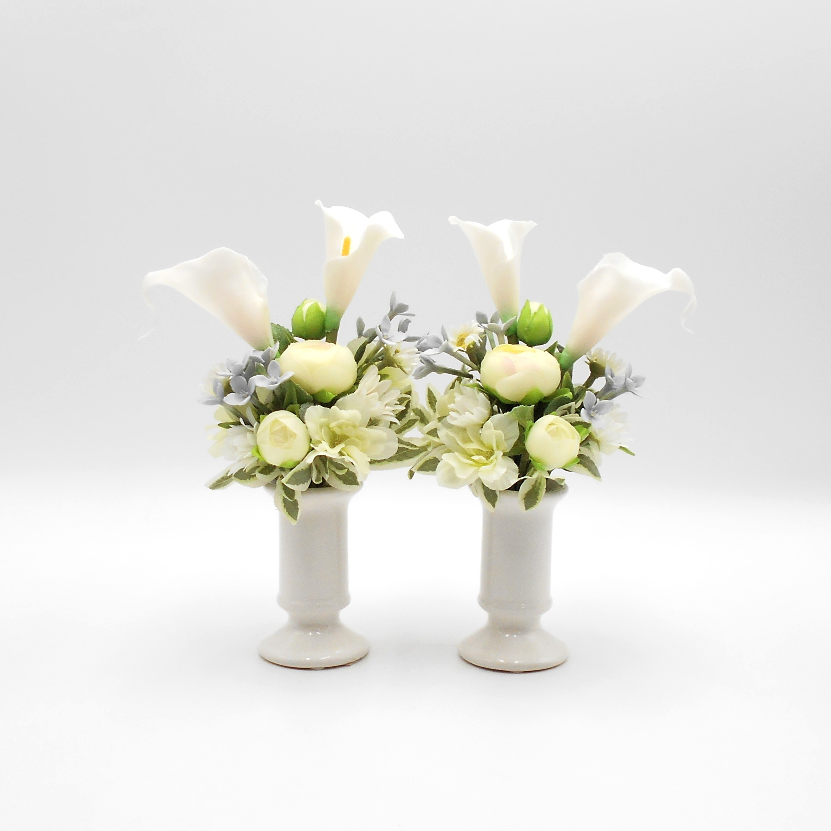 仏花　ミニ大きめ　総高さ２３㎝　１対　カラー・ラナンキュラス　アーティシャルフラワー　仏壇　供花　お彼岸　お盆