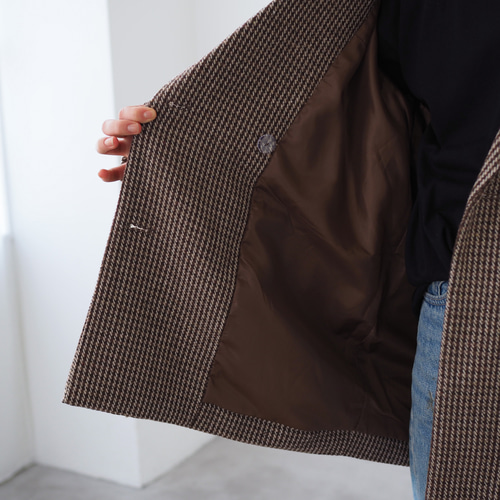 軽く羽織れてシワになりにくい ルーズフィット ツイードジャケット