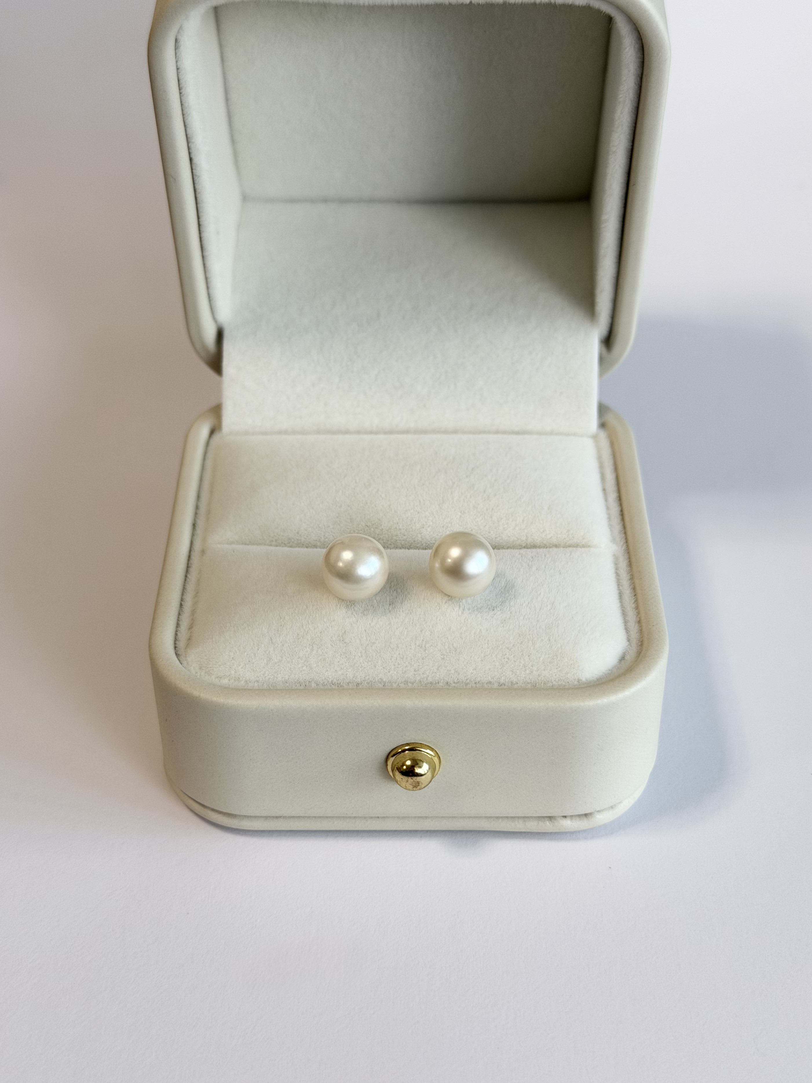 K18 Akoya Pearl earring アコヤ真珠の一粒ピアス