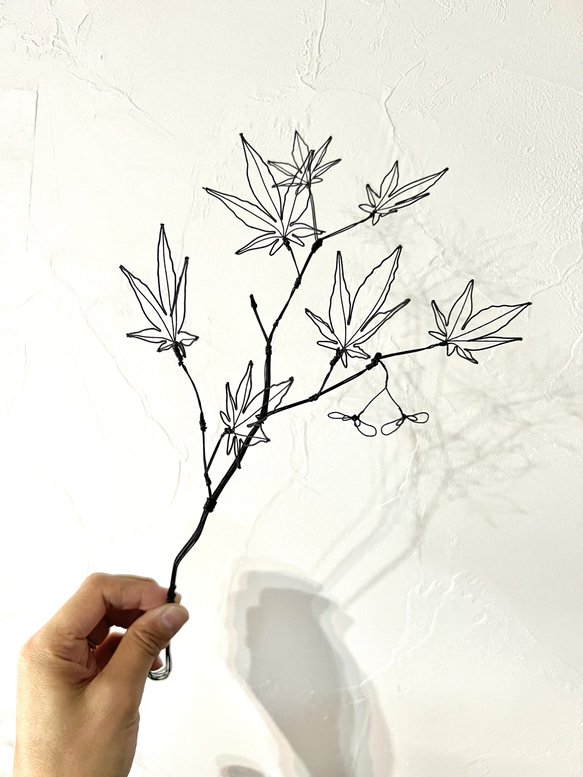 【受注制作】もみじの一輪挿し　中サイズ　　　　　紅葉　ワイヤーアート　ワイヤークラフト 3枚目の画像