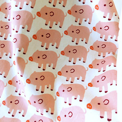 シンプル優等生のバッククロスエプロン・とんとんトン♪ぶたさん一緒で家事楽し[ブラック][エクリュ] 4枚目の画像