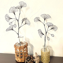 【受注制作】イチョウの一輪挿し　中サイズ　　銀杏　ワイヤーアート　ワイヤークラフト 2枚目の画像