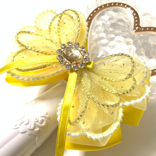 ふわふわ上品ペンライトリボン うちわリボン バッグチャームとしても