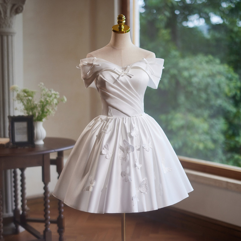白 サテン ショート丈 可愛い 綺麗 プリンセス パーティードレス 二次会 ウェディングドレス お呼ばれ LJ-647
