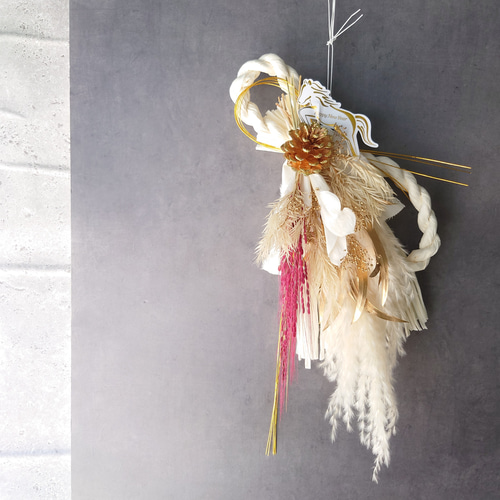 «832»◤専用◢2026☆しめ縄飾り*鶴*新春**門出*ブラック＆ゴールド* お正月2026新作割】本しめ縄紅白椿*お正月しめ縄飾り しめ縄・しめ飾り