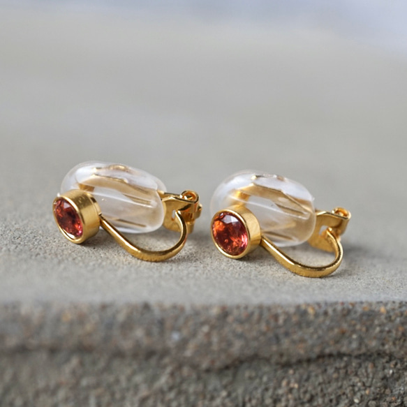 ロンドンブルートパーズのクリップイヤリング　ゴールド　シルバー　痛くなりにくい　サージカルステンレス　天然石　 11枚目の画像