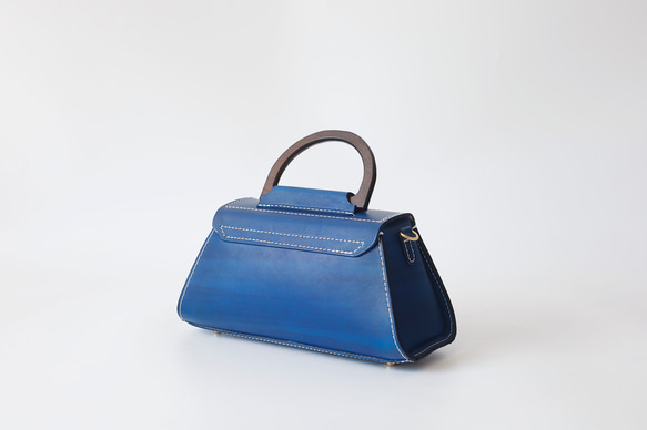 【Creema限定 早割価格 送料無料】本革手作りのショルダーバッグ 総手縫い手持ち 肩掛け 2WAY 鞄 5枚目の画像