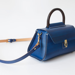 【Creema限定 早割価格 送料無料】本革手作りのショルダーバッグ 総手縫い手持ち 肩掛け 2WAY 鞄 13枚目の画像