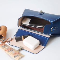 【Creema限定 早割価格 送料無料】本革手作りのショルダーバッグ 総手縫い手持ち 肩掛け 2WAY 鞄 11枚目の画像