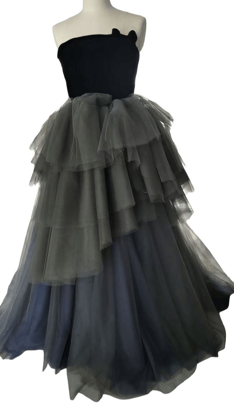 送料無料！カラードレス ブルー グレー ベアトップ アシンメトリードレス 前撮り 柔らかく重ねたチュールスカート