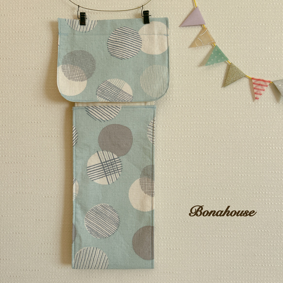 ☆新柄☆トイレットペーパーホルダーカバー「水色水たま」 5枚目の画像