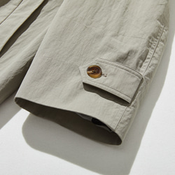 ロングシーズン着まわせる優秀アイテム　トレンチコート　ミドル丈コート　薄いカーキ色　251003-2 6枚目の画像