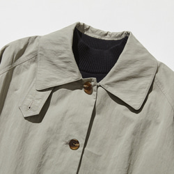 ロングシーズン着まわせる優秀アイテム　トレンチコート　ミドル丈コート　薄いカーキ色　251003-2 2枚目の画像