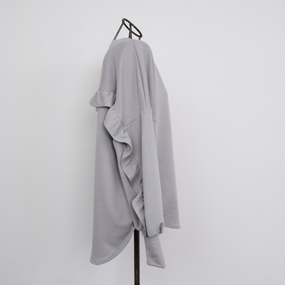 大人のスウェット 甘すぎないフリル 柔らかストレッチ素材トレーナー　ライトグレー　0671Grey 12枚目の画像