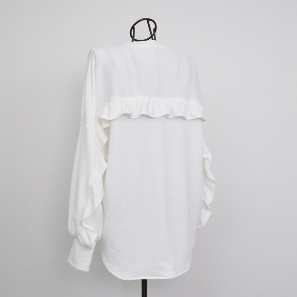 大人のスウェット 甘すぎないフリル 柔らかストレッチ素材トレーナー　ホワイト　0671WH 13枚目の画像
