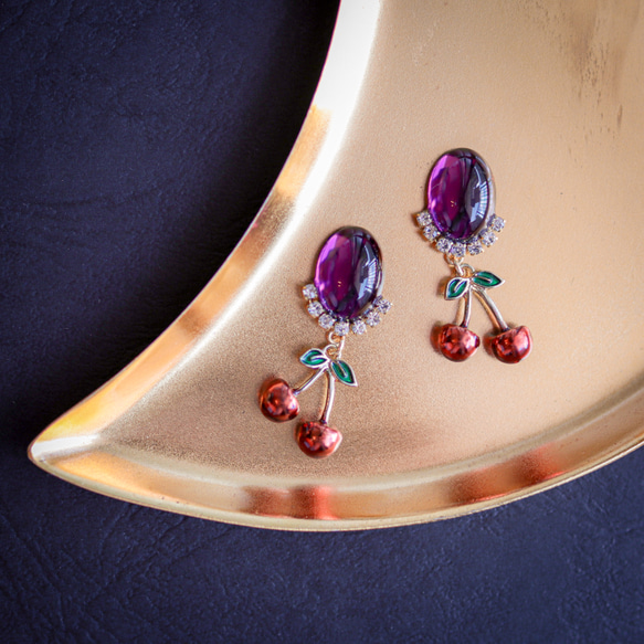 「 Dress code - petit - 」ティールグリーンイヤリング/ピアス【選べるチャーム】ハート.星.ガラス 1枚目の画像